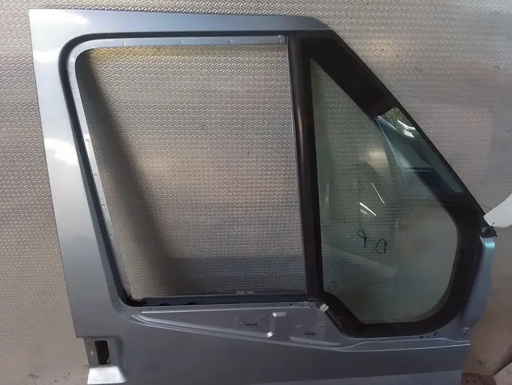 Ford Transit (2006 - 2013) Дверь — фото 3