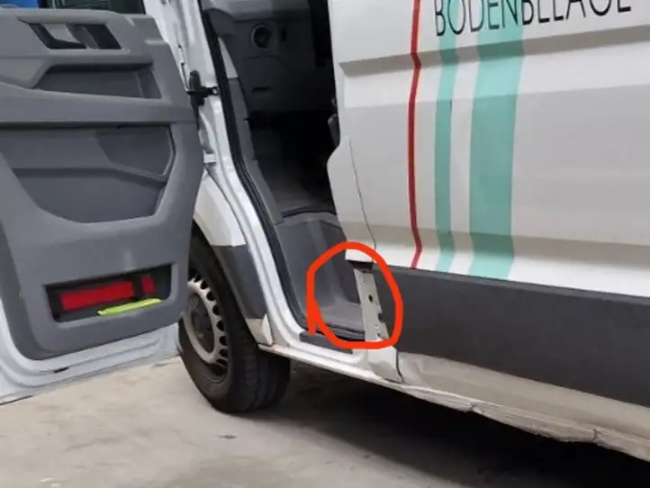 Volkswagen Crafter (2016 - ) 7C0853515 Молдинги двери багажника — фото 4