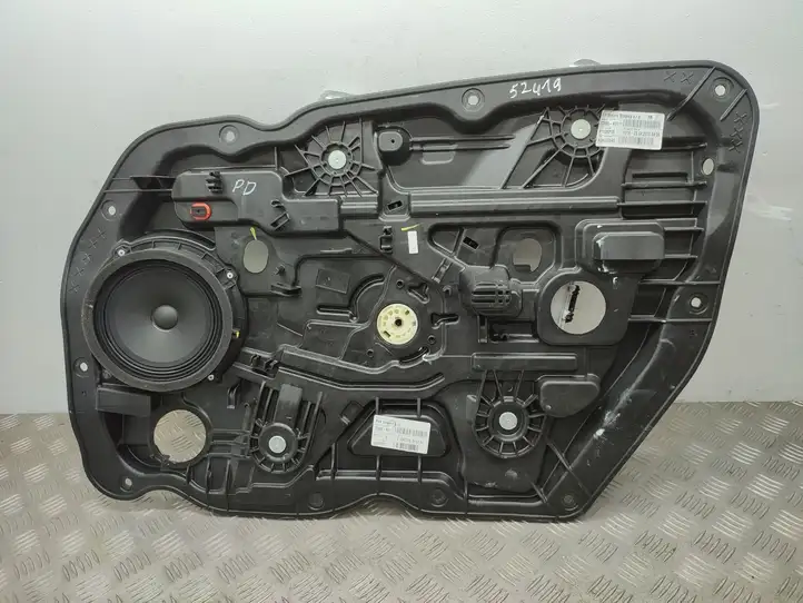 Kia Ceed (2015 - 2018) 82480A2111 Стеклоподъемник передней двери (без мотора) — фото 1