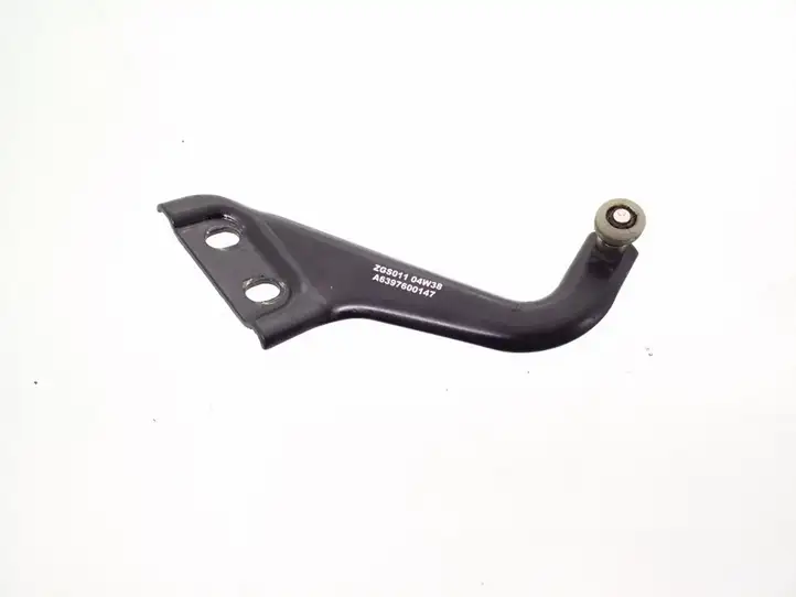 Mercedes-Benz Vito Viano W639 (2003 - 2010) A6397600147 Верхняя направляющая раздвижной двери — фото 1