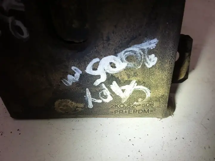 Volkswagen Caddy (2004 - 2010) 2K0827506 Замок багажника — фото 4