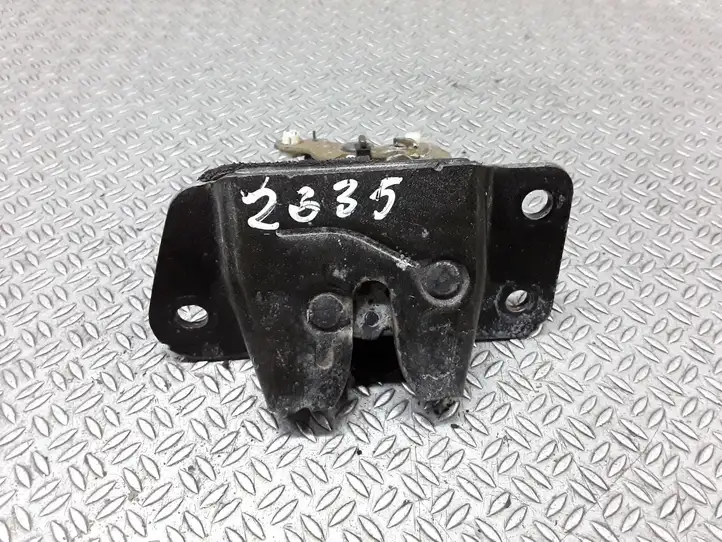 Hyundai Santa Fe (2000 - 2005)   Замок багажника