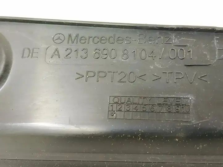 Mercedes-Benz E W213 (2016 - ) Уплотнитель багажной двери (кузов) — фото 5