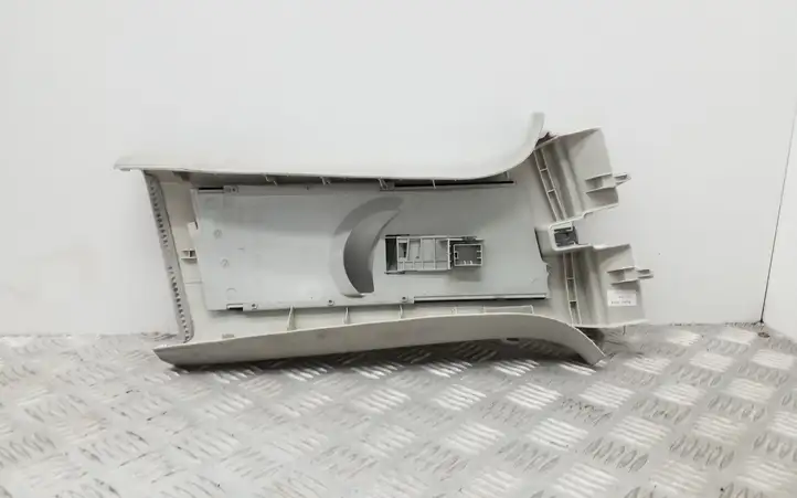 Volkswagen Golf Plus (2008 - 2014) 5M0868311B Верхняя обшивка стойки B — фото 3