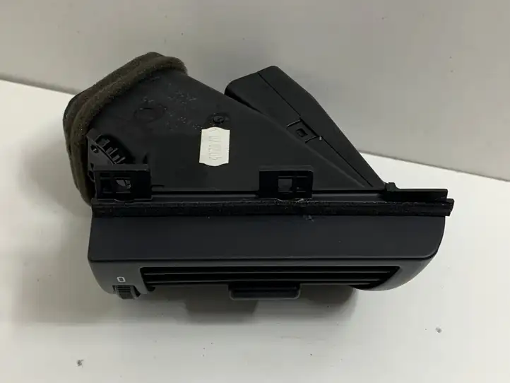 BMW 3 E46 (1998 - 2005) 8361897 Боковой воздушный дефлектор — фото 2