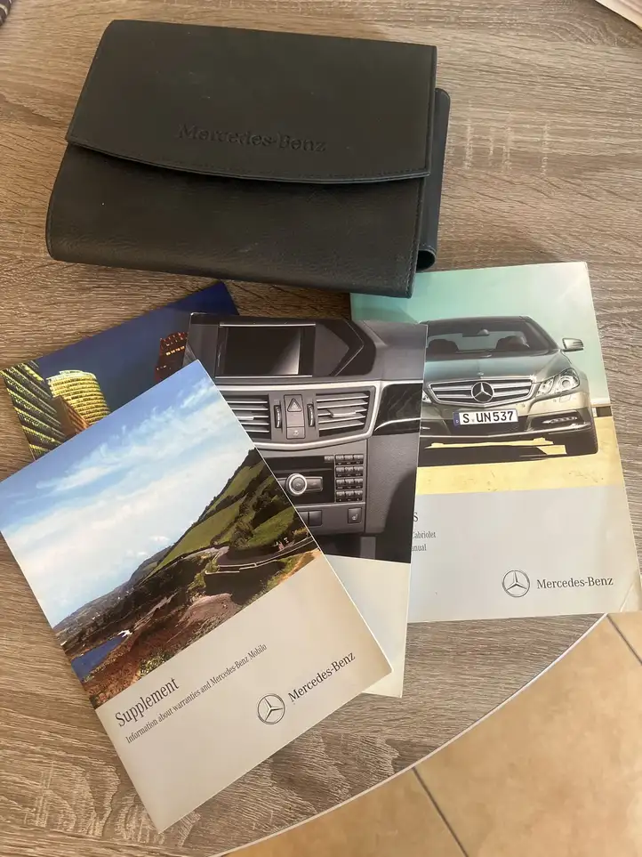 Mercedes-Benz E A207 (2010 - 2017) 2075842981 Сервисная книжка — фото 1