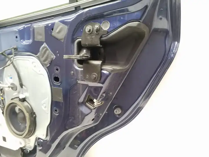 Ford B-MAX (2012 - 2018) Боковая раздвижная дверь — фото 16