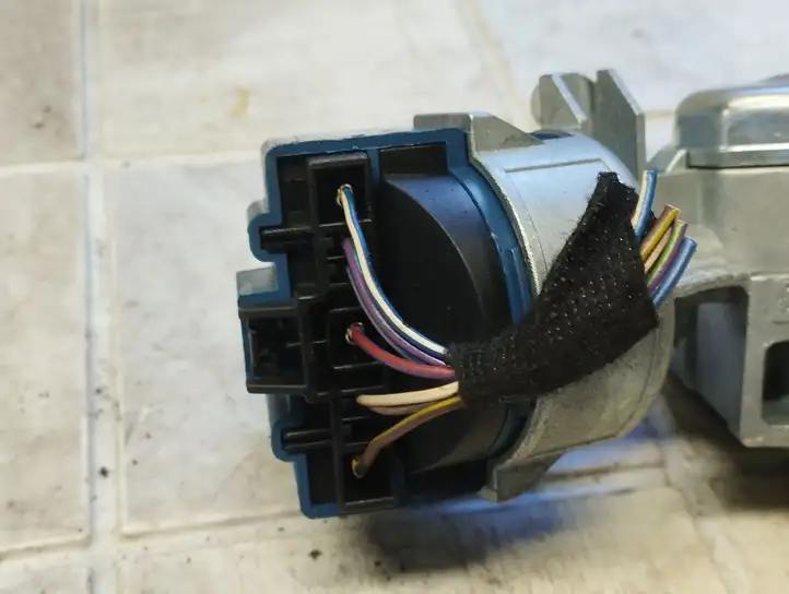 Ford Mondeo MK IV (2007 - 2014) 3M513F880AE Замок зажигания — фото 4