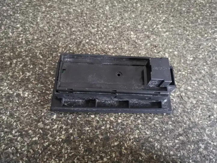 Audi A6 S6 C5 4B (1997 - 2001) 4B0959851B Кнопка стеклоподъемников — фото 2