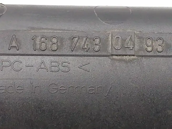Mercedes-Benz A W168 (1997 - 2004) A1687430493 Прочая отделка багажника — фото 8