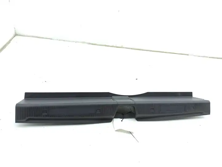 Mercedes-Benz A W168 (1997 - 2004) A1686930091 Отделка порога багажника — фото 5