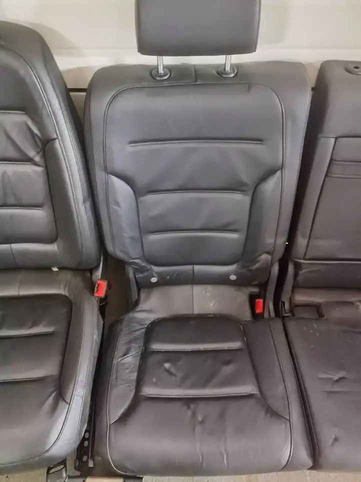 Volkswagen Touareg II (2010 - 2018) Комплект отделки дверей — фото 4