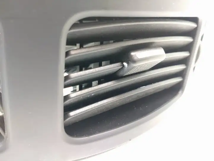 Hyundai i30 (2007 - 2012) 974902H000 Боковой воздушный дефлектор — фото 4