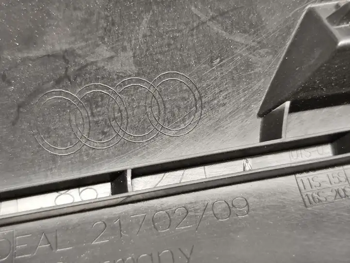 Audi A4 S4 B9 (2015 - 2019) 8W1867271 Внутренняя отделка переднего порога — фото 4