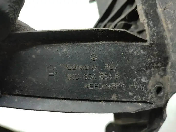 Volkswagen Jetta V (2005 - 2010) 1K0854855B Комплект брызговиков — фото 7