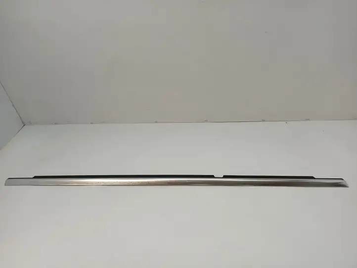 Mercedes-Benz E W212 (2009 - 2016) A212735051165 Накладка стекла задней двери — фото 1