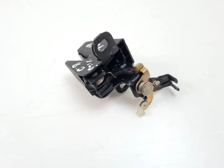 Volkswagen Caddy (2004 - 2010)   Замок багажника