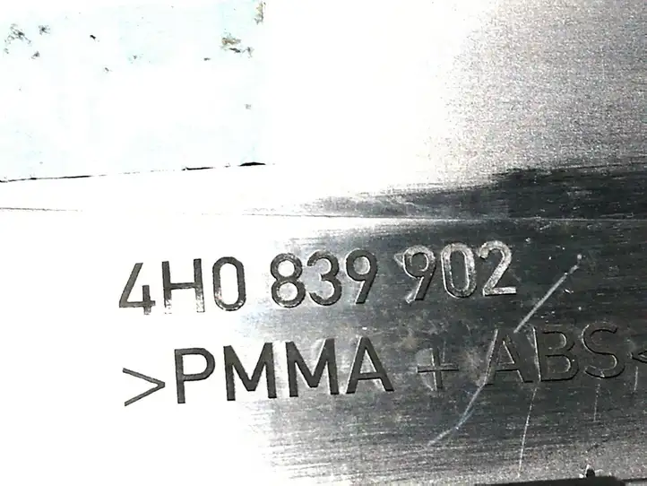 Audi A8 S8 D4 4H (2010 - 2014) 4H0839902 Накладка стекла задней двери — фото 4