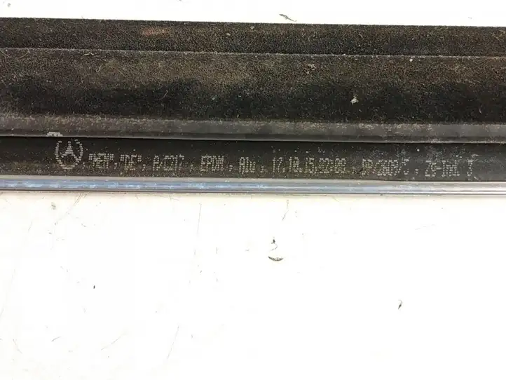 Mercedes-Benz S C217 (2015 - 2020)  2176701600 Облицовка стекла задней двери