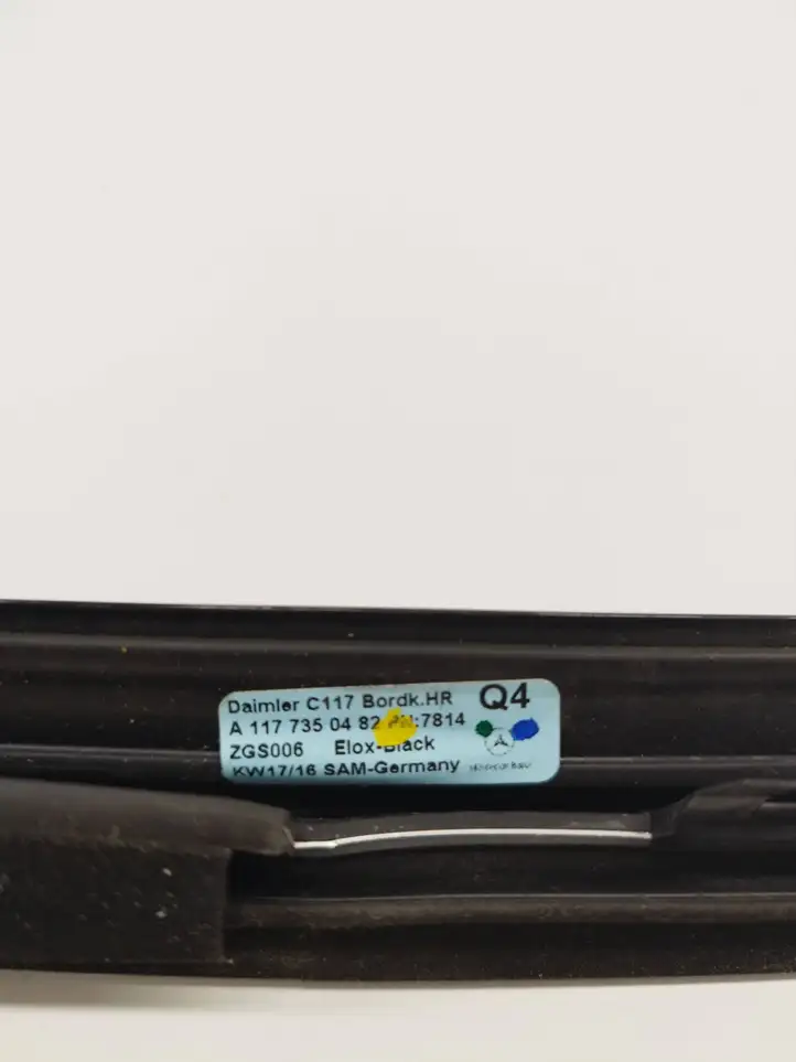 Mercedes-Benz CLA C117,X117,W117 (2013 - 2019) A1177350482 Накладка стекла задней двери — фото 4