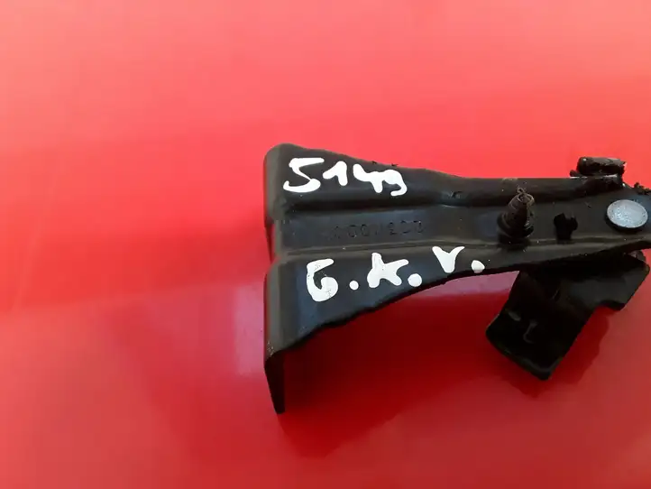 Chrysler Voyager (2010 - 2016)  05020899AD Верхняя направляющая ролика / верхняя петля