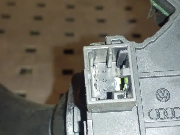 Audi Q7 (2009 - 2015)  4F0953549E Комплект ручек