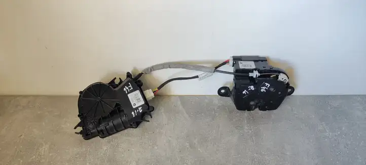 BMW 2 F46 (2015 - ) 7348531 Замок багажника — фото 4
