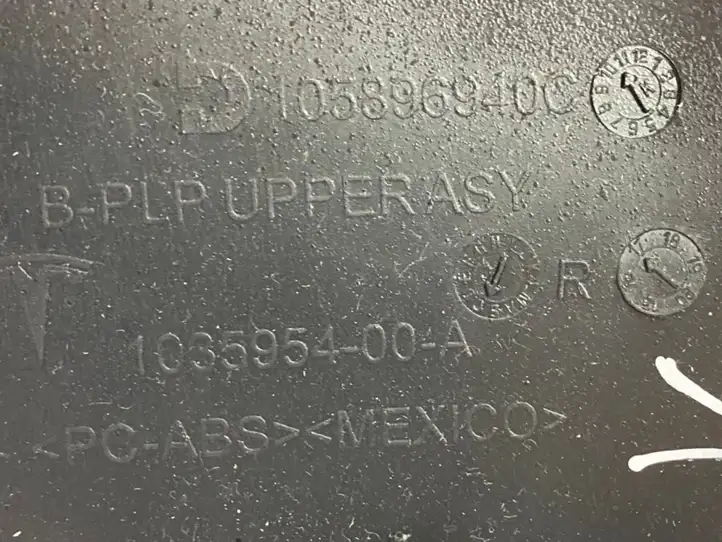 Tesla Model X (2015 - 2021) 105896910C Верхняя обшивка стойки B — фото 8