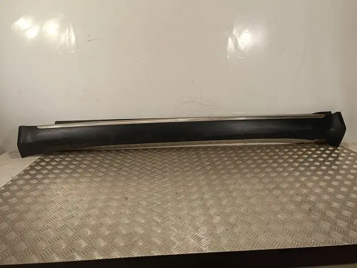 Dodge Durango (2013 - ) Порог кузова — фото 1