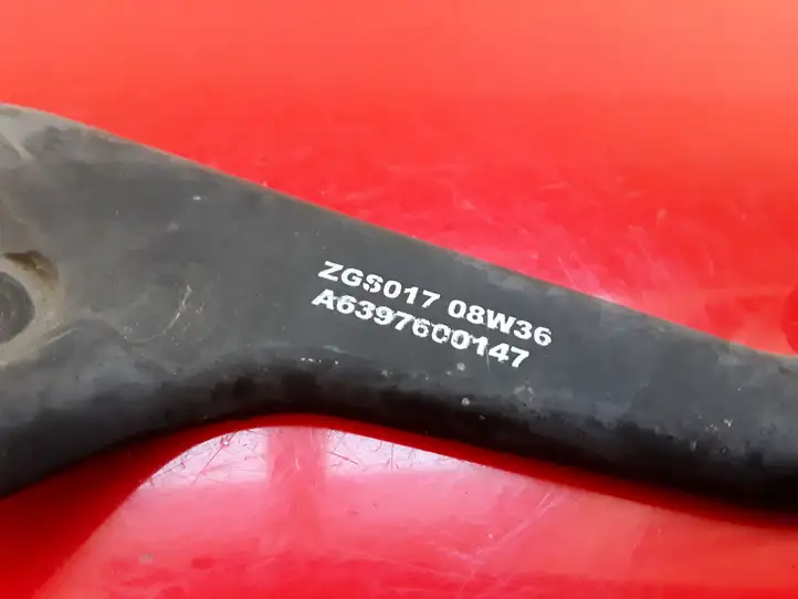Mercedes-Benz Vito Viano W639 (2003 - 2010) A6397600147 Верхняя направляющая раздвижной двери — фото 2