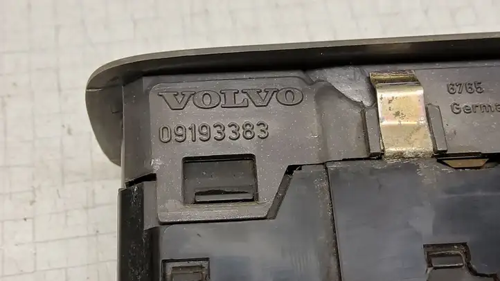 Volvo V70 (2000 - 2004) 09193383 Кнопка стеклоподъемников — фото 3
