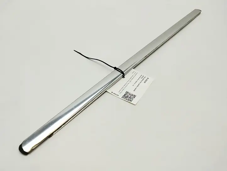 Mercedes-Benz C W204 (2007 - 2014) A2046700722 Накладка стекла задней двери — фото 7