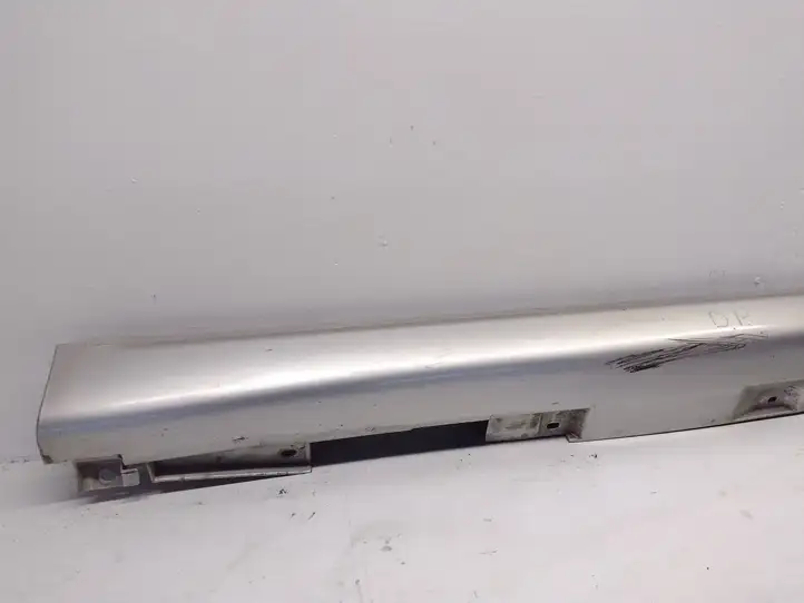 Toyota Corolla Verso AR10 (2004 - 2009) 758510F010 Порог кузова — фото 1