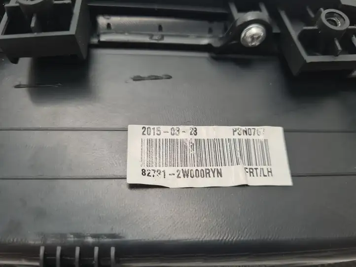 Hyundai Santa Fe (2012 - 2015) 823502W000 Накладка кнопки стеклоподъемника — фото 8