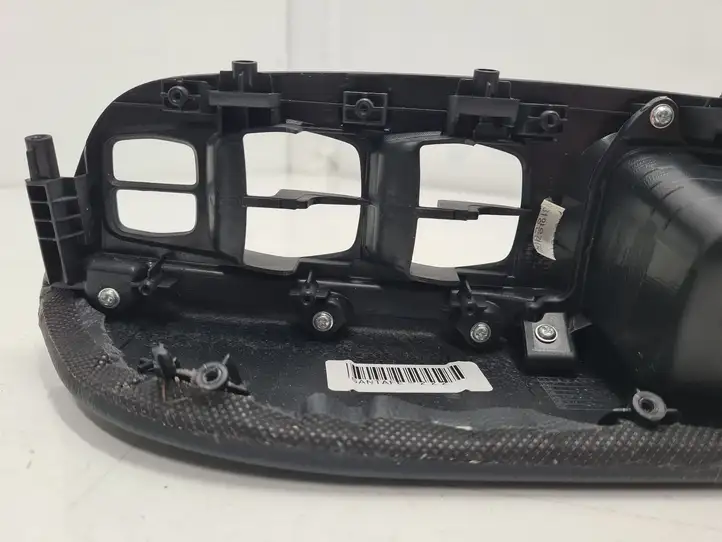 Hyundai Santa Fe (2012 - 2015) 823502W000 Накладка кнопки стеклоподъемника — фото 9