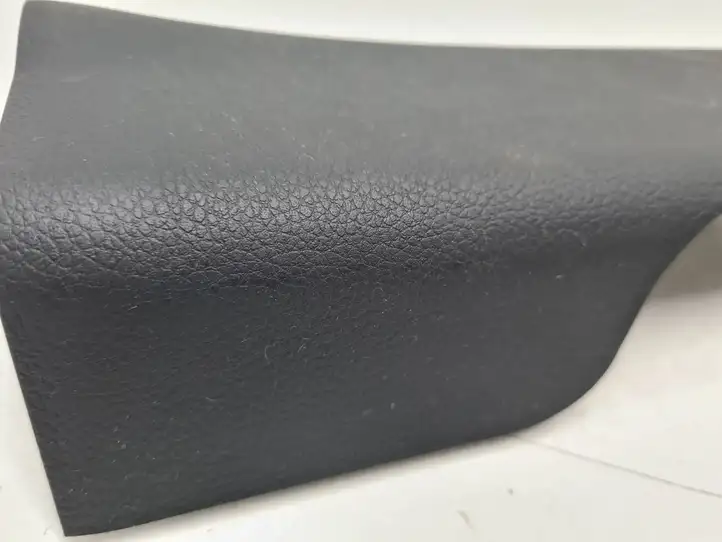 Hyundai Santa Fe (2012 - 2015) 858722W000 Внутренняя отделка переднего порога — фото 2