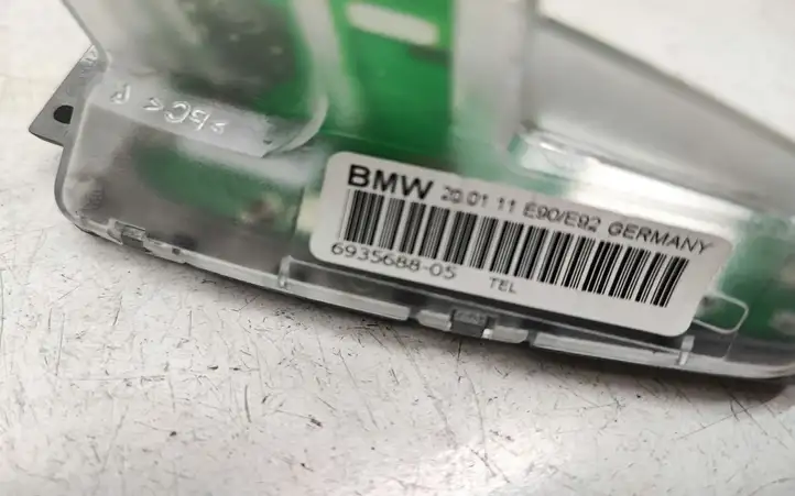 BMW 3 E92 E93 (2005 - 2014) 6935688 GPS антенна — фото 2