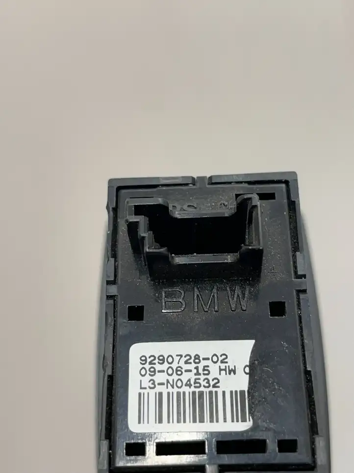 BMW 2 F45 (2014 - 2021) 9290728 Другие включатели / ручки/ переключатели — фото 3