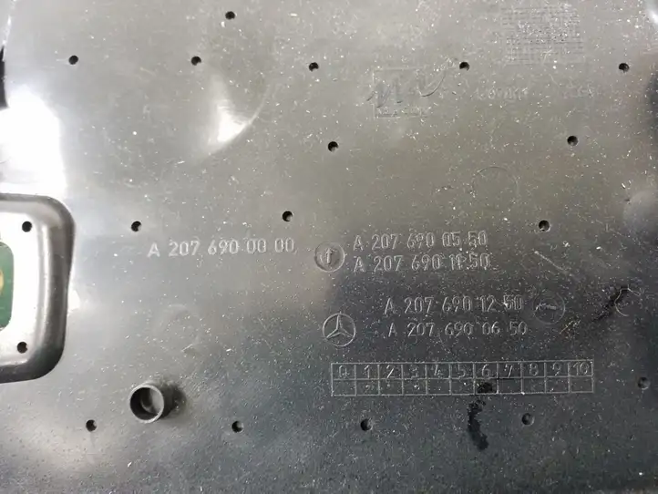 Mercedes-Benz E C207 W207 (2009 - 2017) A2076901150 Потолочная обшивка — фото 3