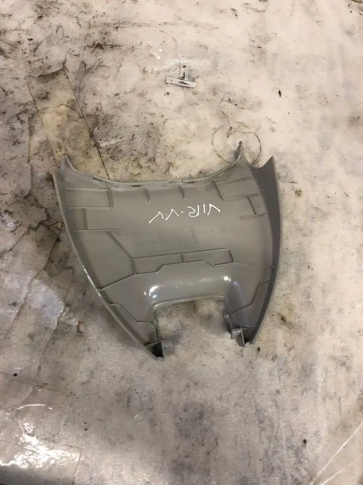 Skoda Scala (2018 - ) 657868437a Накладка зеркала заднего вида — фото 3