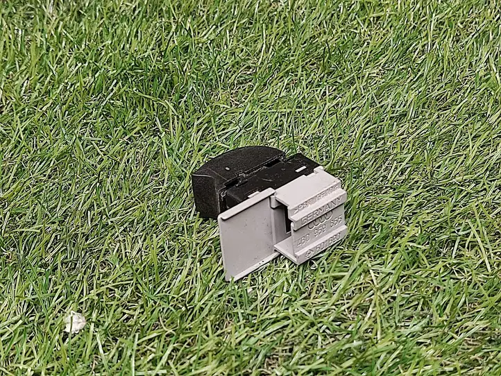 Audi A6 S6 C5 4B (2001 - 2004) 4B0959855 Кнопка стеклоподъемников — фото 4
