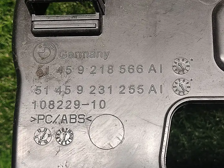 BMW 3 F30 F35 F31 (2012 - 2018) 9218566 Нижняя отделка панели приборов — фото 2
