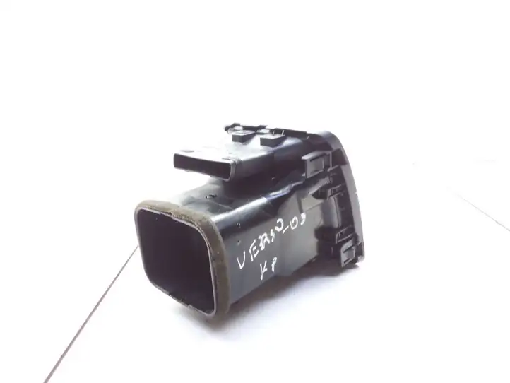 Toyota Corolla Verso E121 (2001 - 2004) 5565013020 Боковой воздушный дефлектор — фото 3