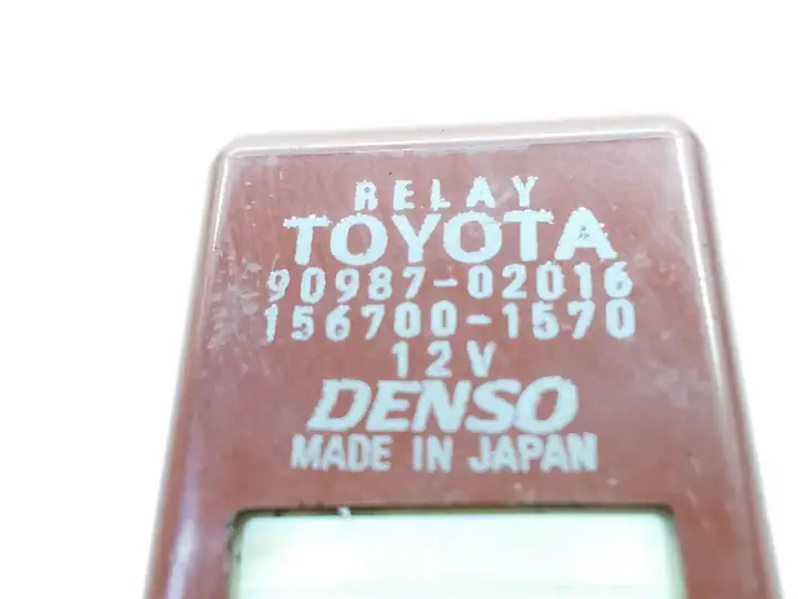 Toyota Corolla Verso E121 (2001 - 2004) 9098702016 Другое реле — фото 4