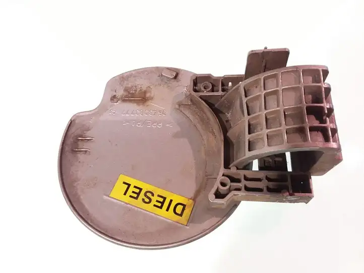 Peugeot 307 CC (2001 - 2005) 9643083777 Крышка топливного бака — фото 2