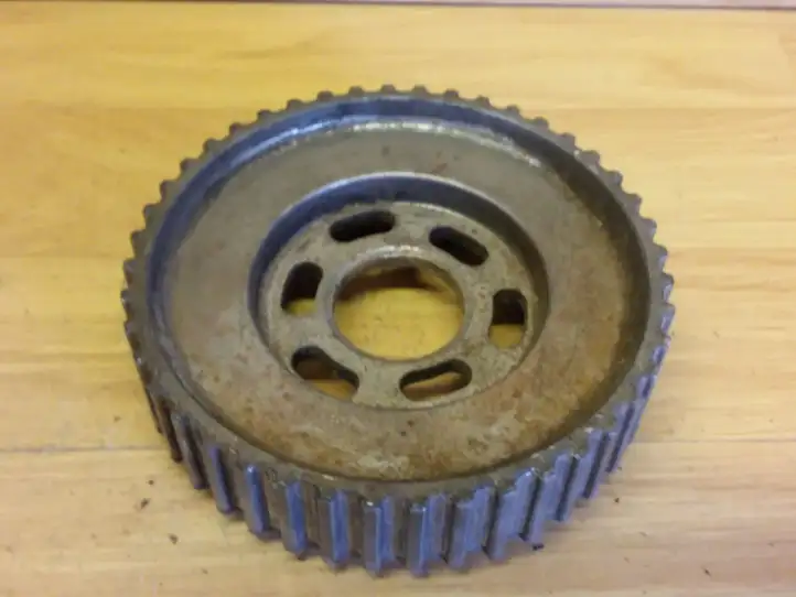 Skoda Octavia Mk1 (1U) (1996 - 2004) 038130111B Шкив топливного насоса — фото 1
