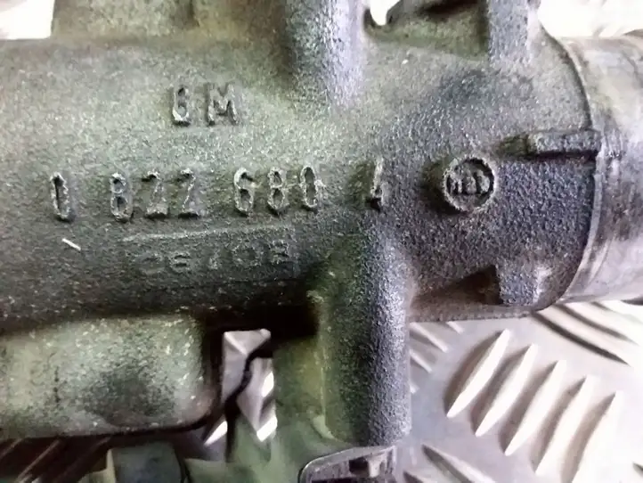 Saab 9-5 (1998 - 2005) 08226804 Дроссельная заслонка — фото 2