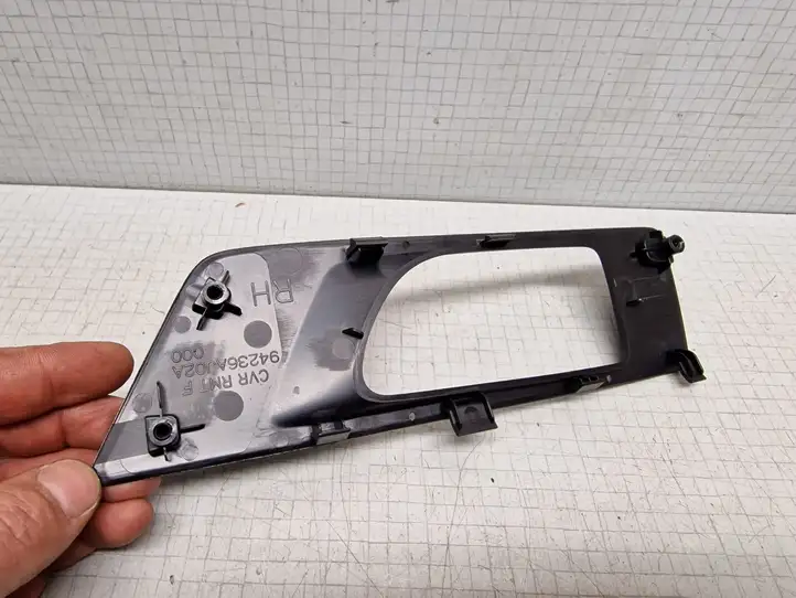 Subaru Outback (2009 - 2014) 94236AJ02A Накладка ручки двери — фото 3