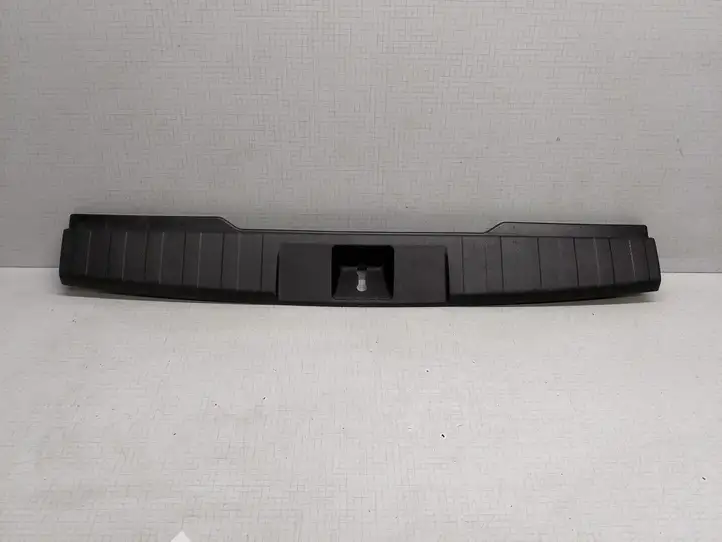 Subaru Outback (2009 - 2014) 95073AJ000 Отделка порога багажника — фото 1