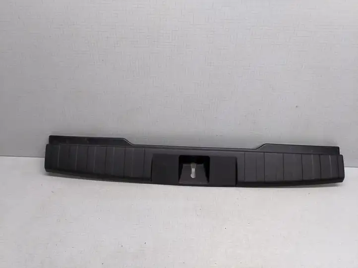 Subaru Outback (2009 - 2014) 95073AJ000 Отделка порога багажника — фото 2